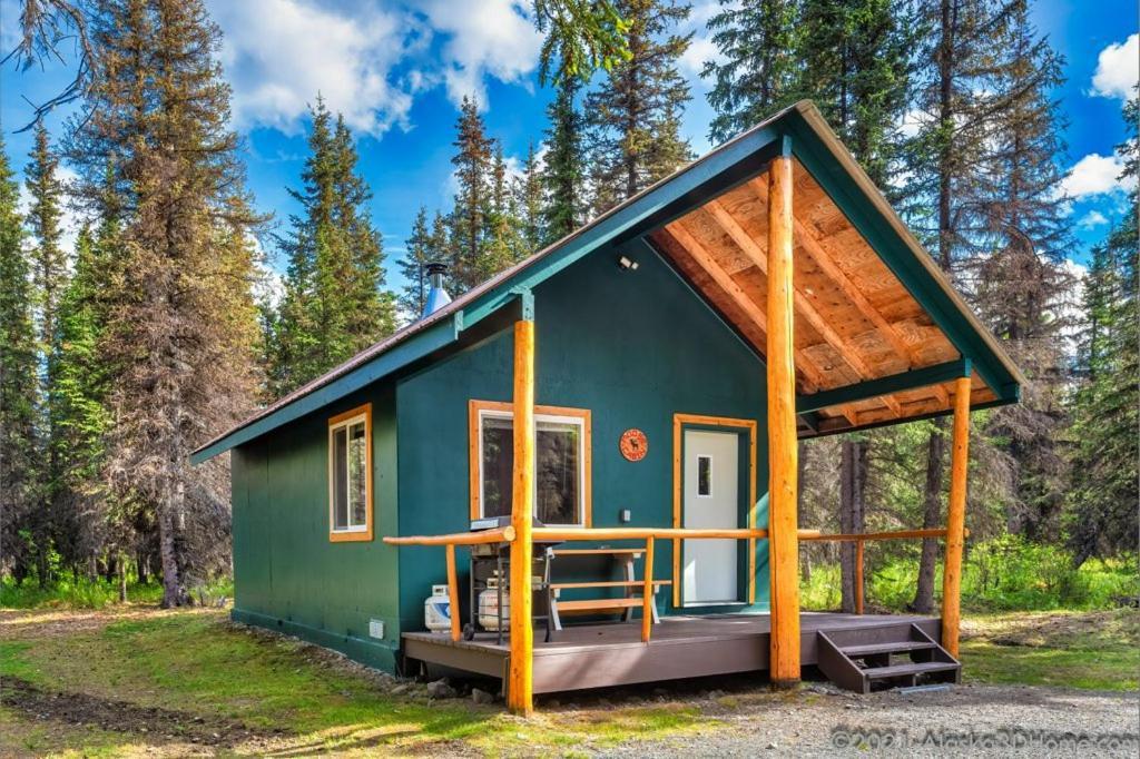 Lodge Backwoods Cantwell